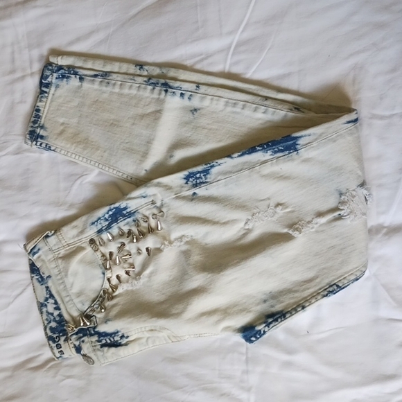 Urban Outfitters BDG Twig High-Rise Studded Jean, Size 27 - Picture 12 of 14